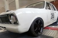 ford-cortina-track-car