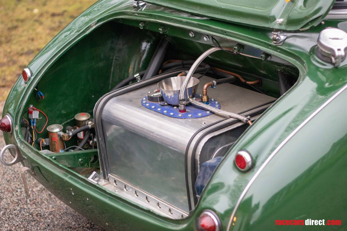 austin-healey-3000-race-car