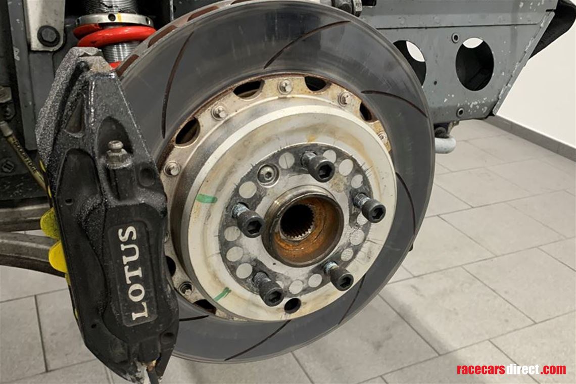 lotus-evora-gte-rolling-chassis