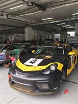 2019-porsche-718-gt4-clubsport-with-mr-packag