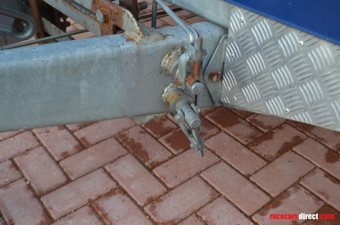 ifor-williams-box-trailer