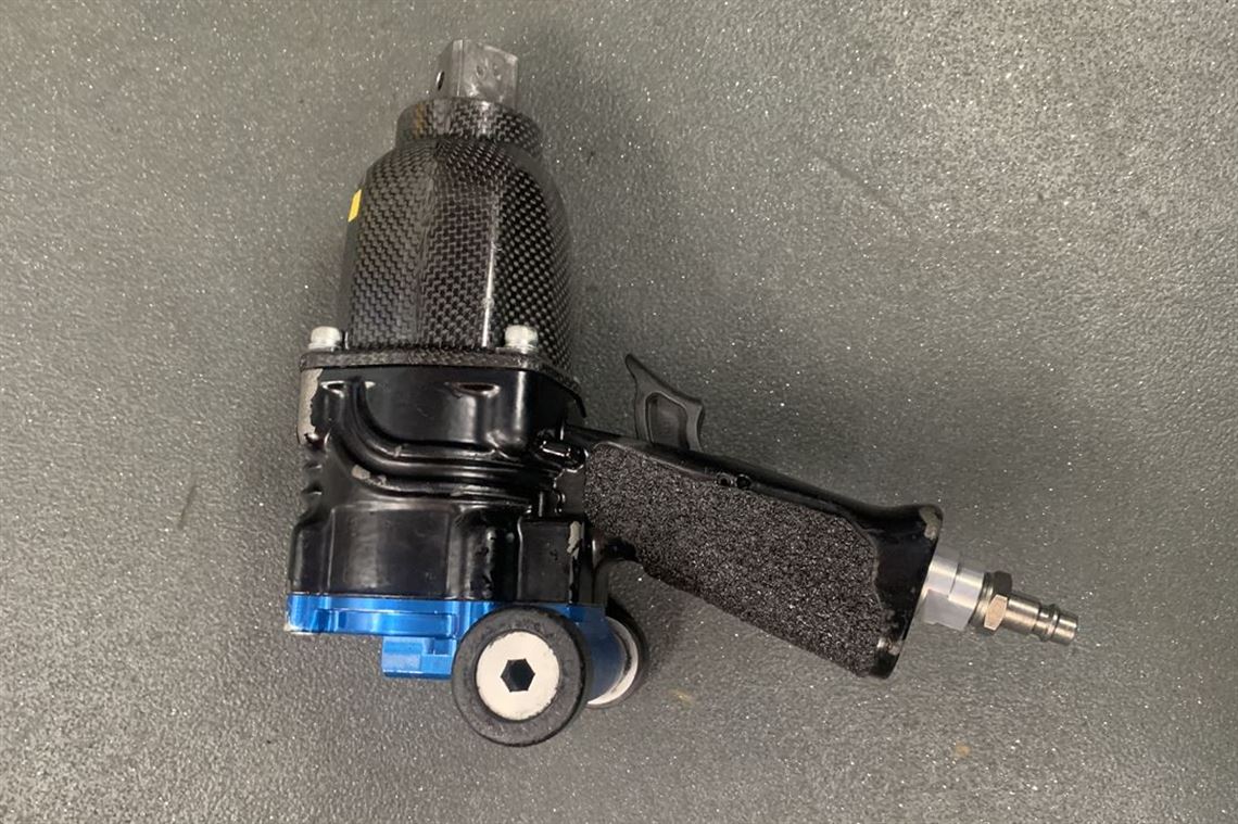 paoli-dp5000-wheel-gun---carbon-oiler