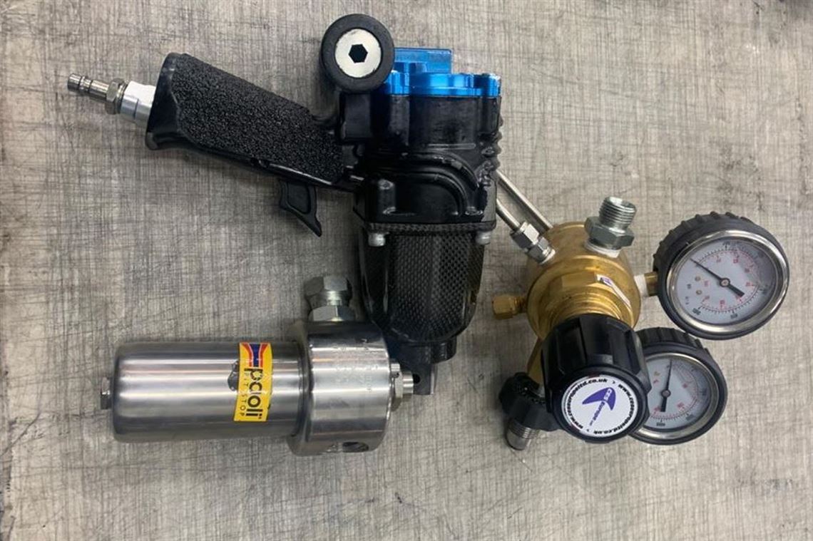 paoli-dp5000-wheel-gun---carbon-oiler