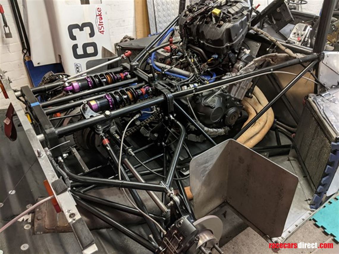 spire-gt3---sports-1000-race-car