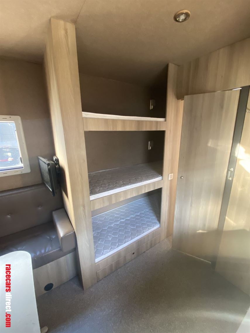 iveco-truck-motorhome-and-technical-storage