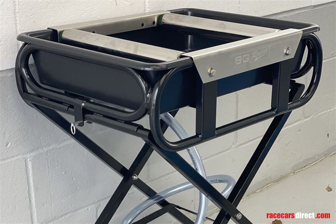 b-g-racing-wheel-wash