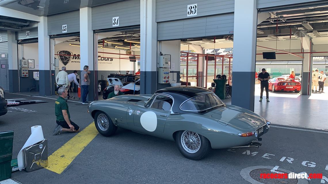 jaguar-e-type-pre-63-gt