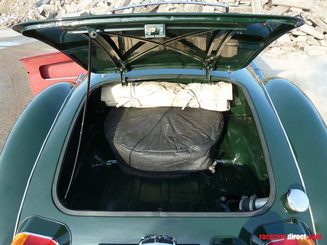 1962-mg-mga-1600-mk2-roadster