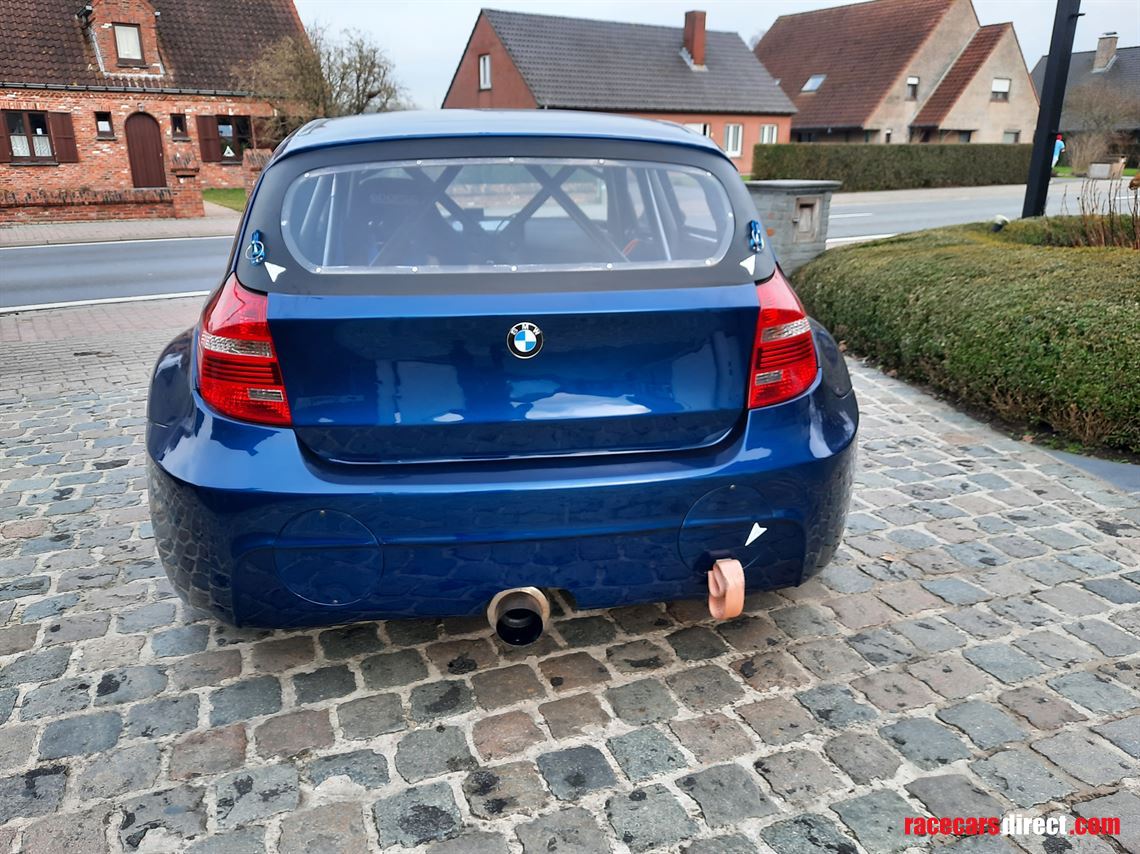 bmw-130i-wide-body-race-car