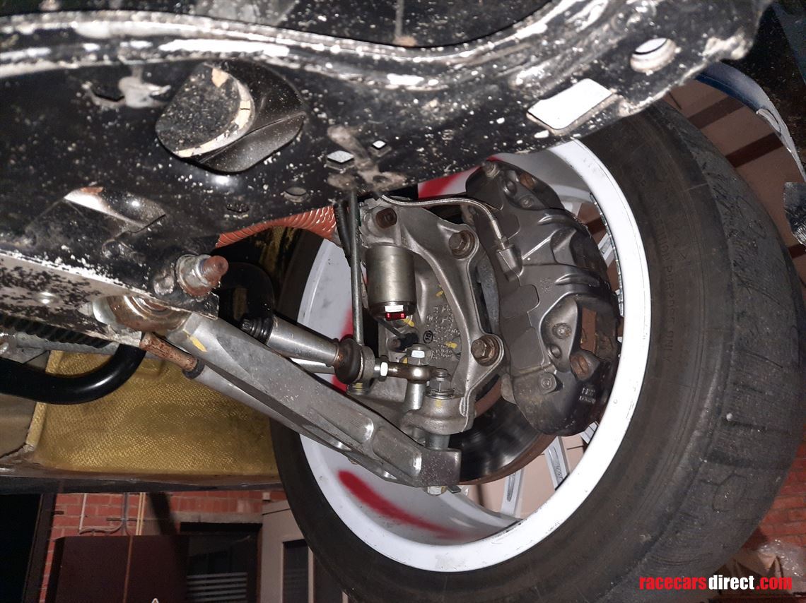 bmw-130i-wide-body-race-car