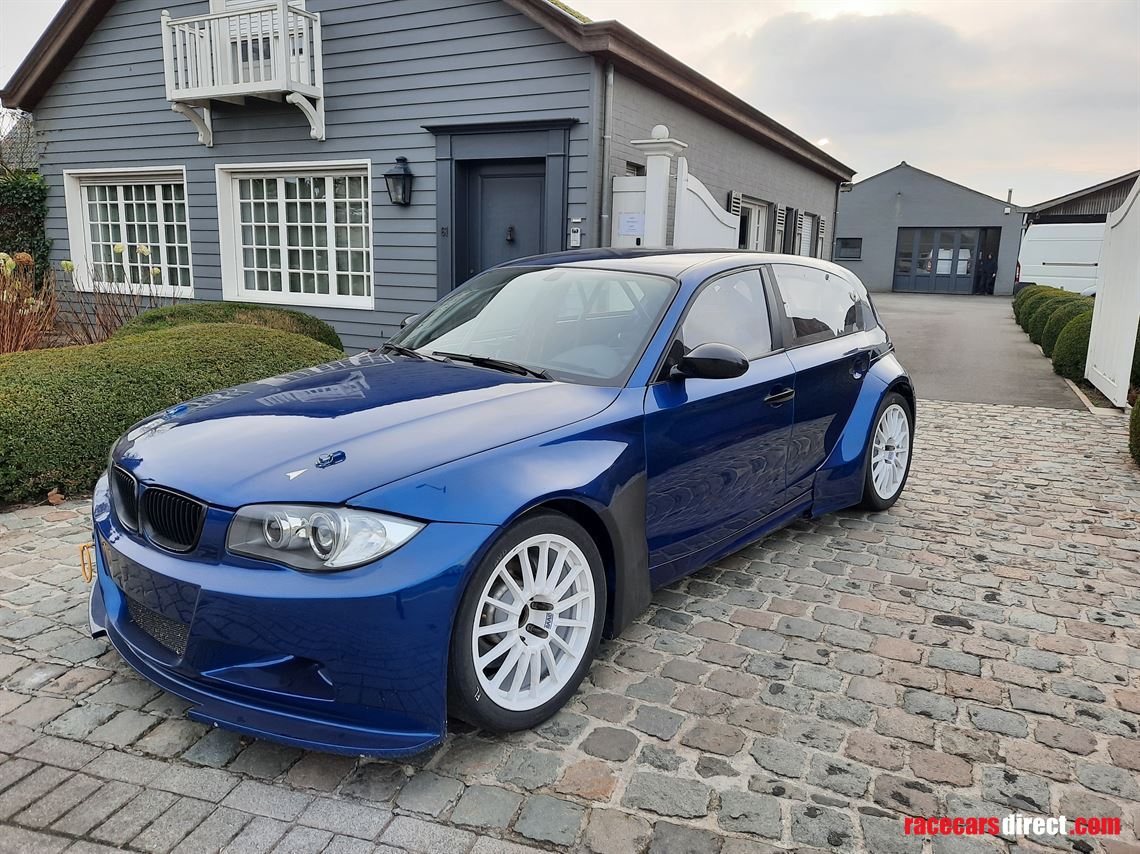 bmw-130i-wide-body-race-car