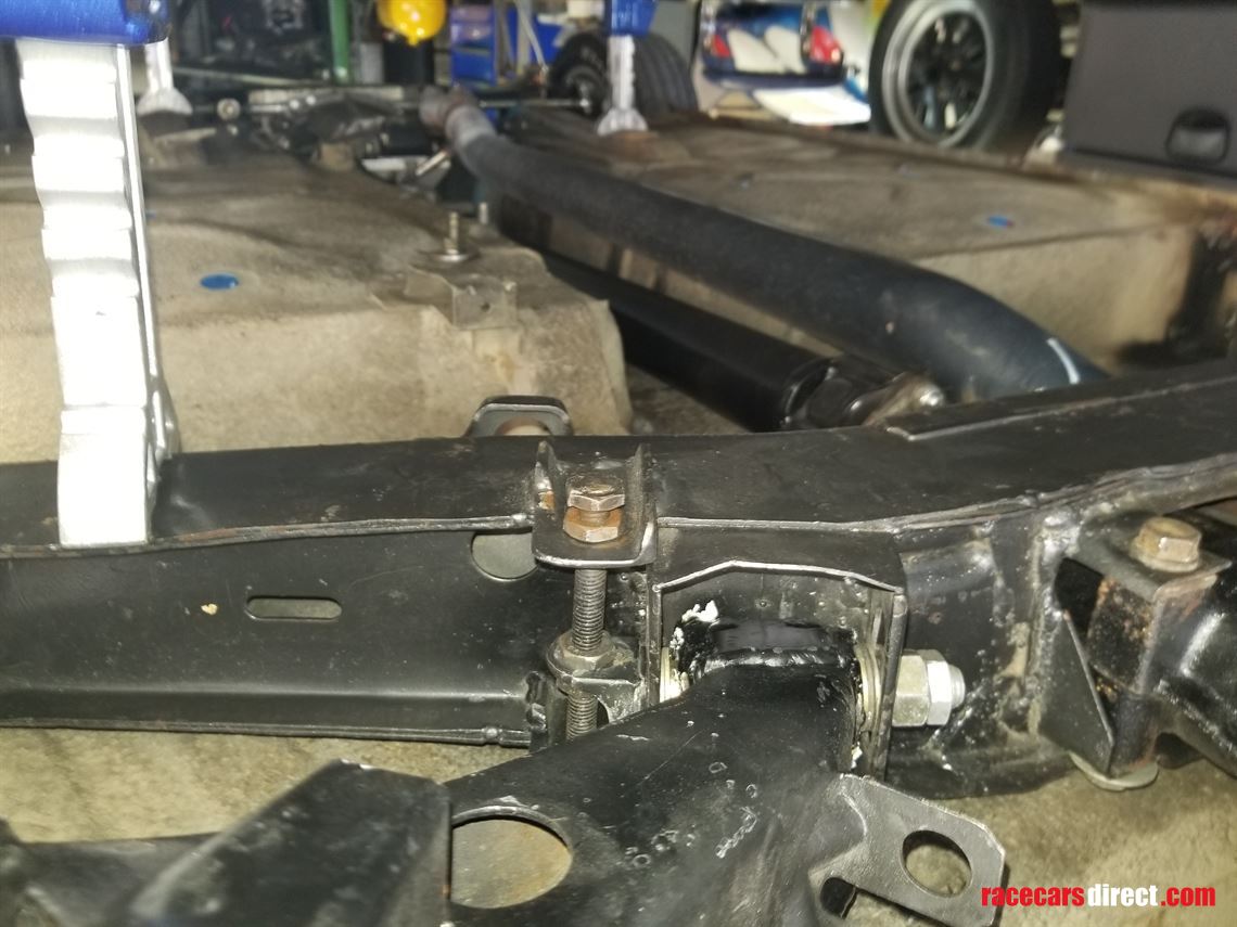 1971-datsun-510-b-sedan-race-car