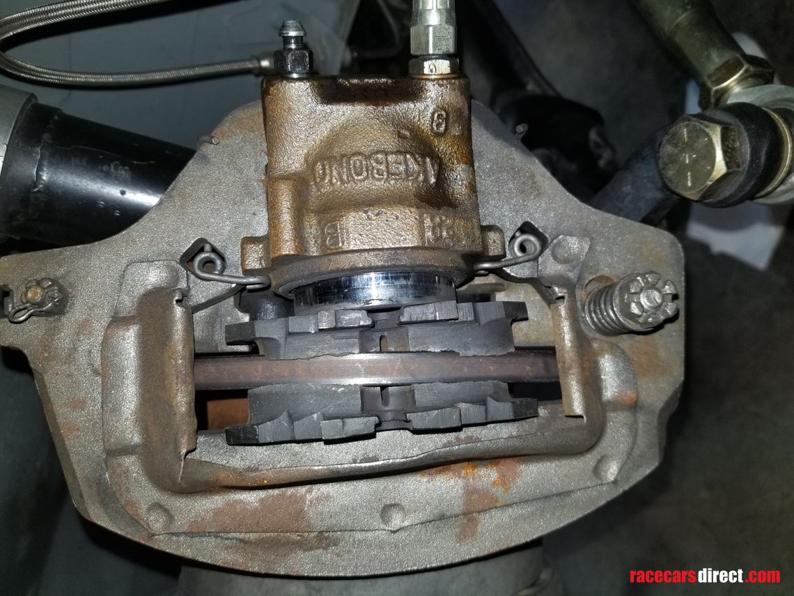 1971-datsun-510-b-sedan-race-car