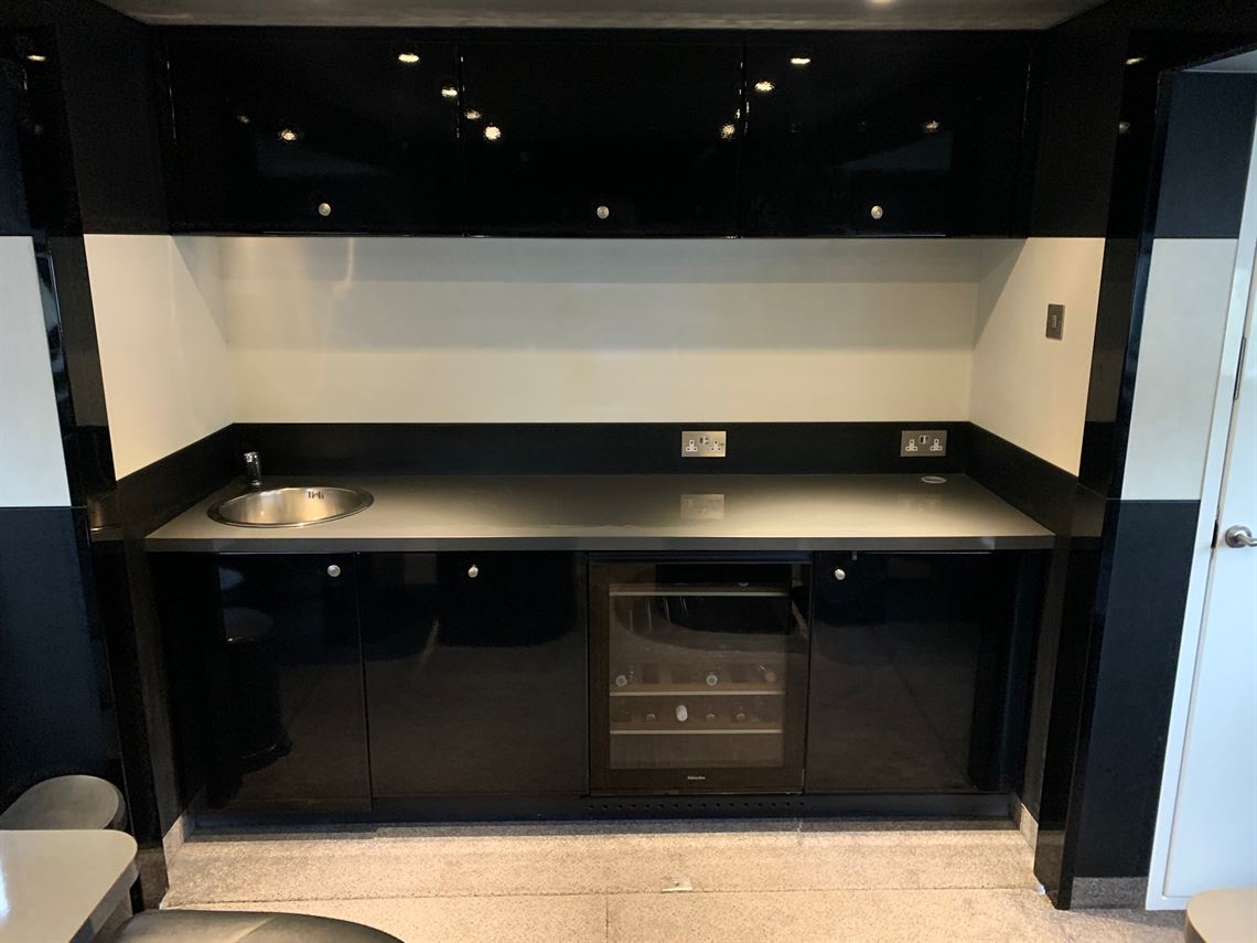 brooklandspeed-race-trailer