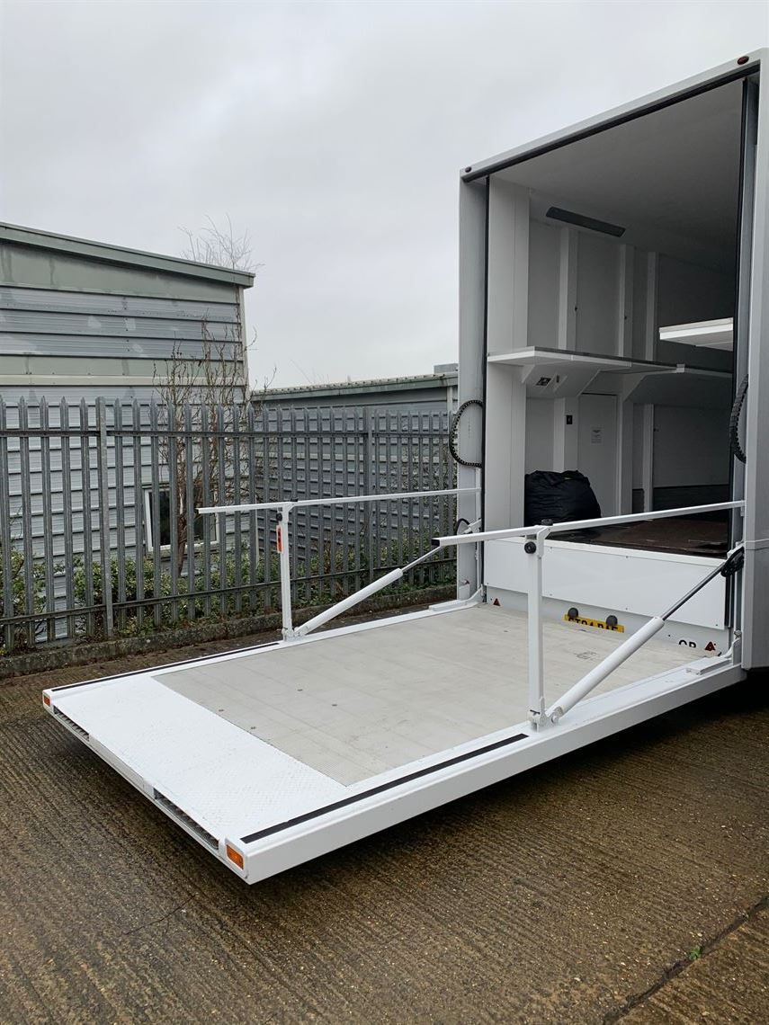 brooklandspeed-race-trailer