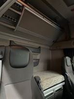 2017-daf-ftxf-4x2-tractor-unit