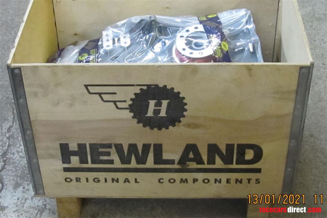 new-hewland-jfr-200-5-speed-sequential-gearbo