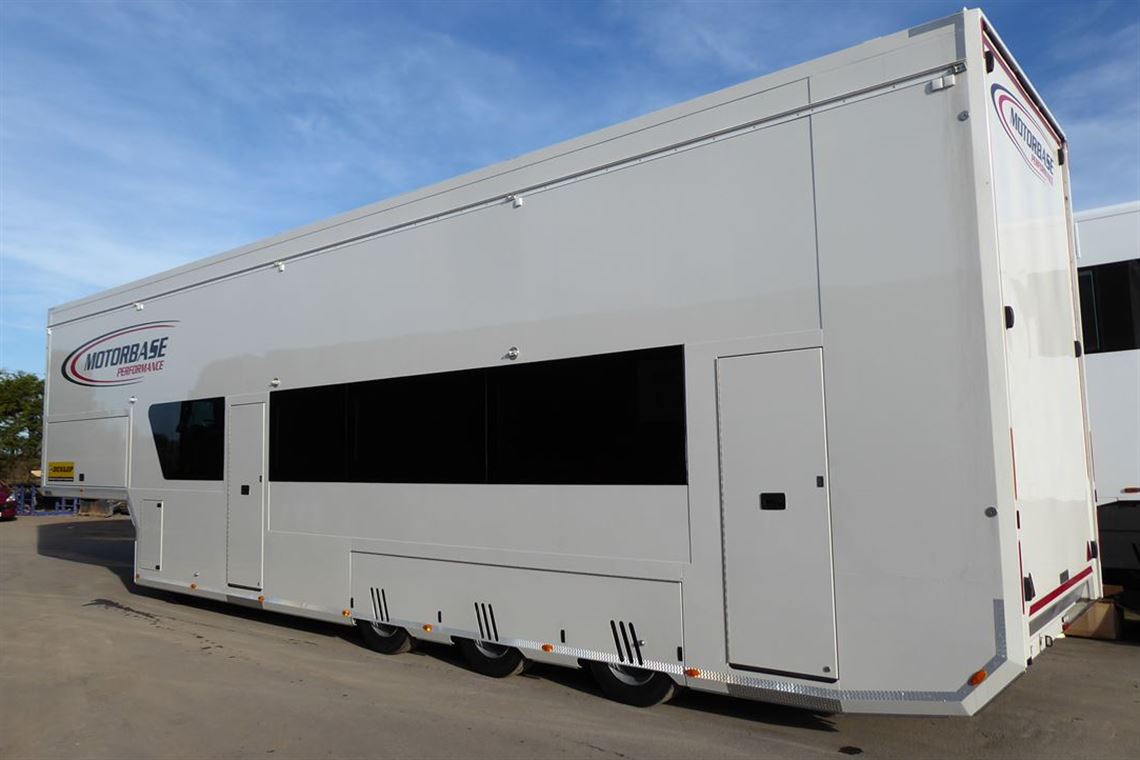 hopkins-race-trailer-2017---outstanding