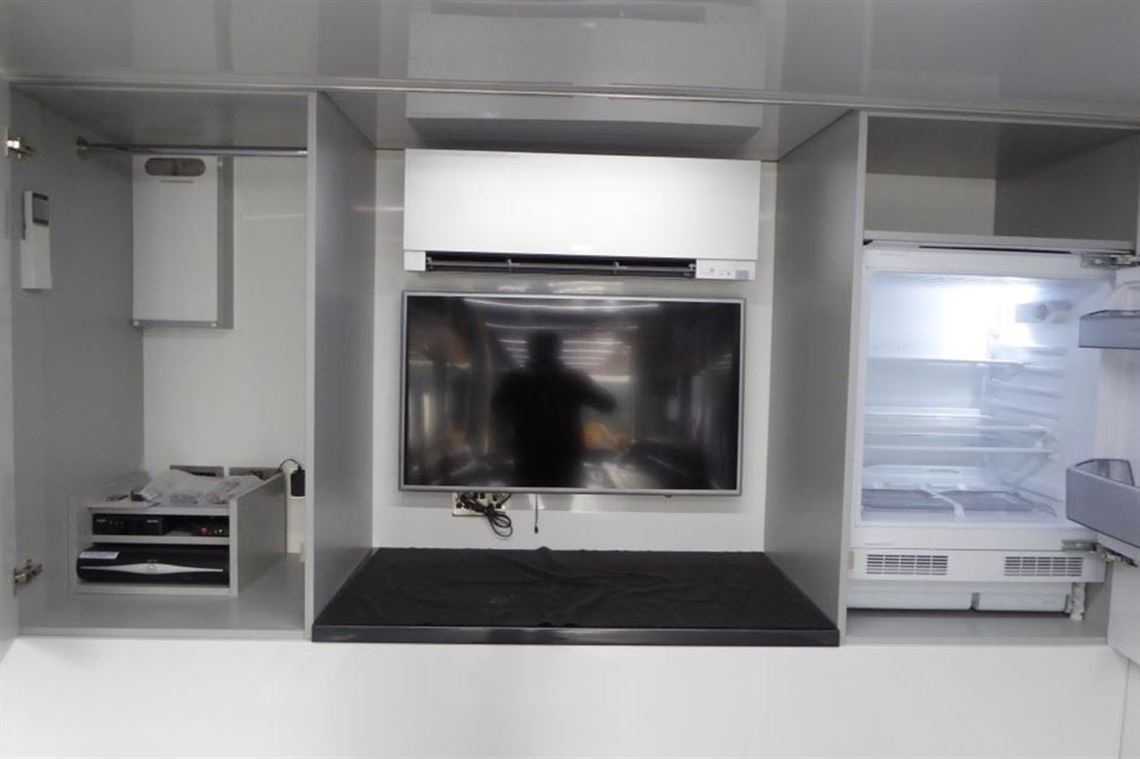 hopkins-race-trailer-2017---outstanding