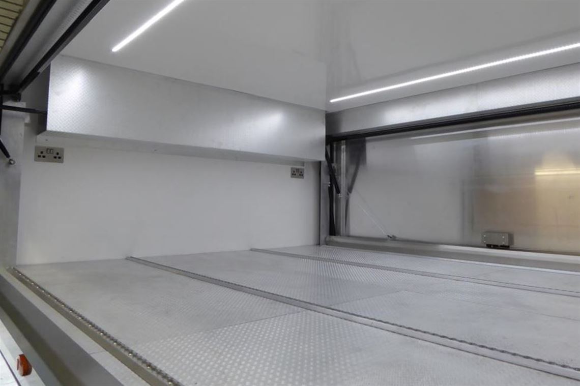 hopkins-race-trailer-2017---outstanding