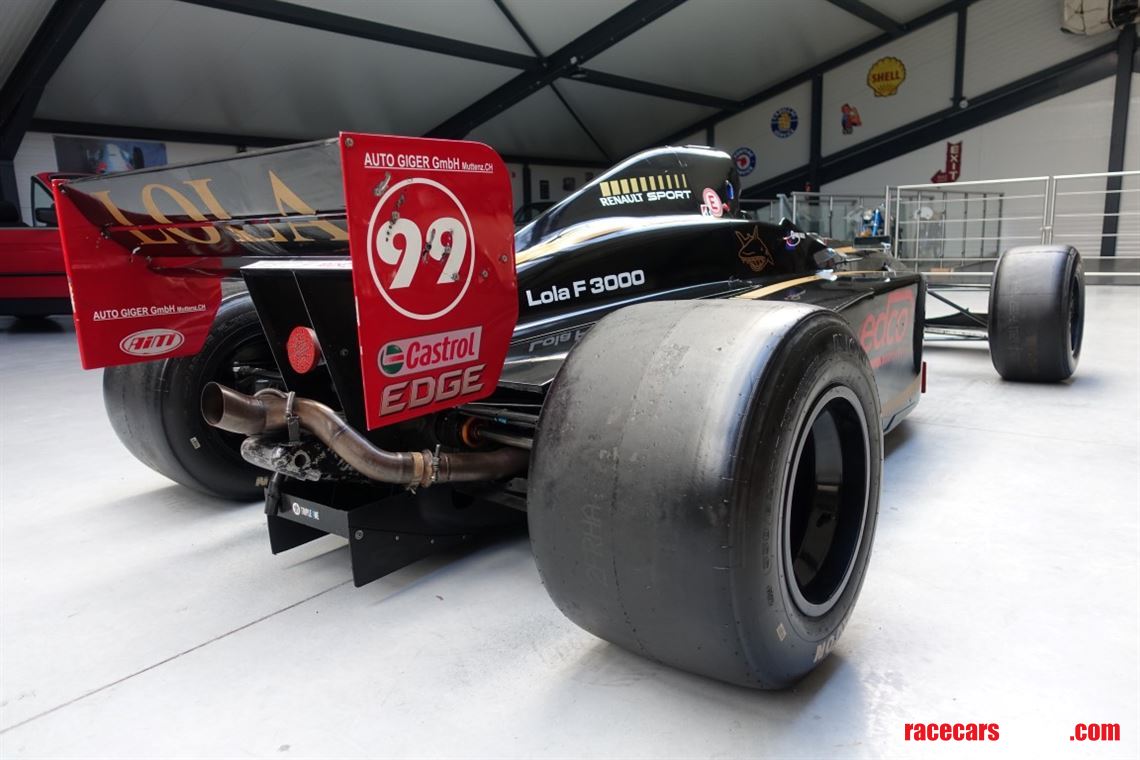 lola-b9950-f3000-1999