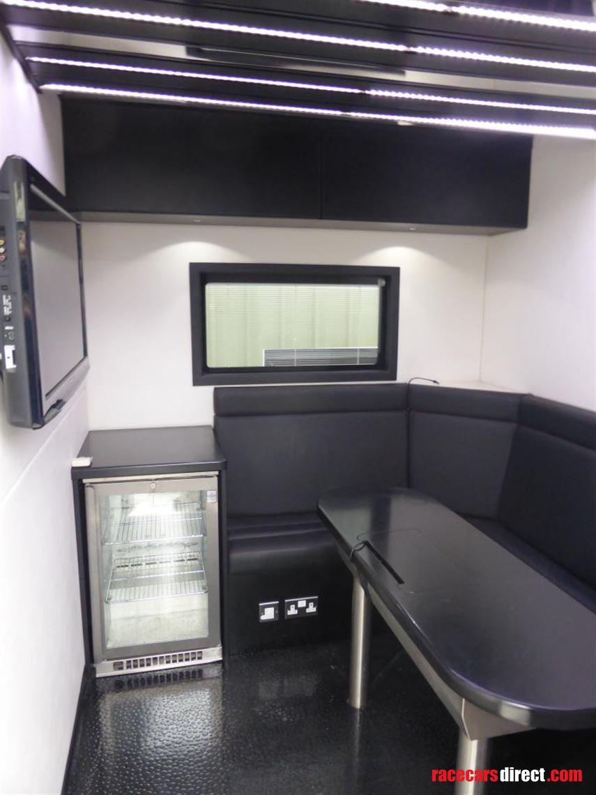 3-formula-car-or-2-gt-car-transporter