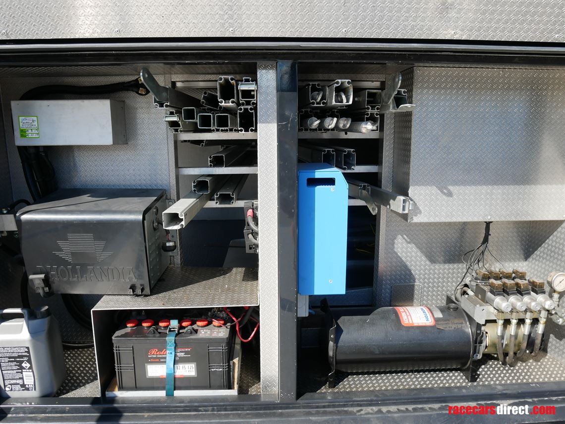 3-formula-car-or-2-gt-car-transporter