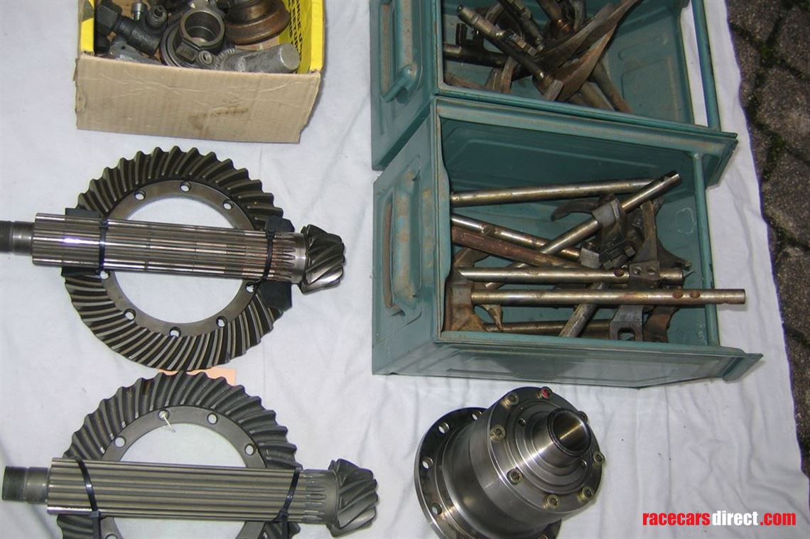 Crownwheels, pinions & differential