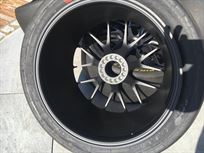 ferrari-458-challenge-wheels-tyres