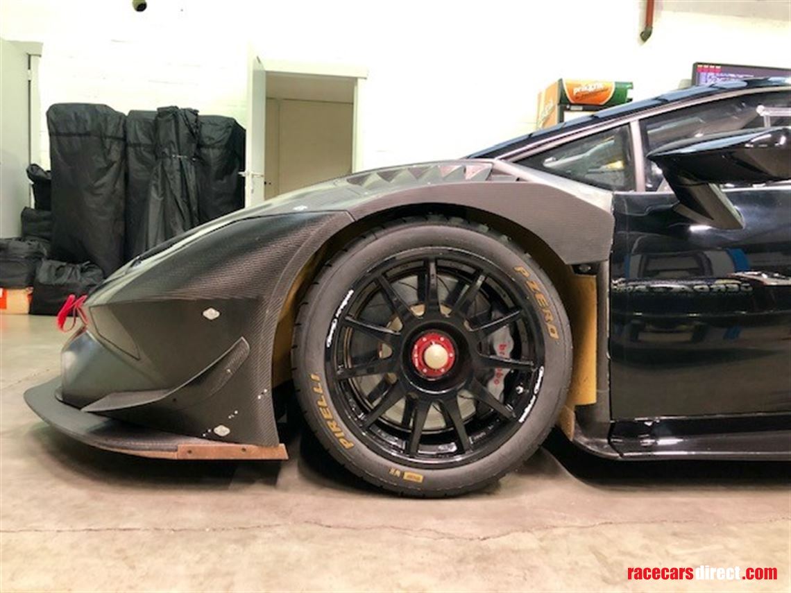 lamborghini-super-trofeo-evo2019