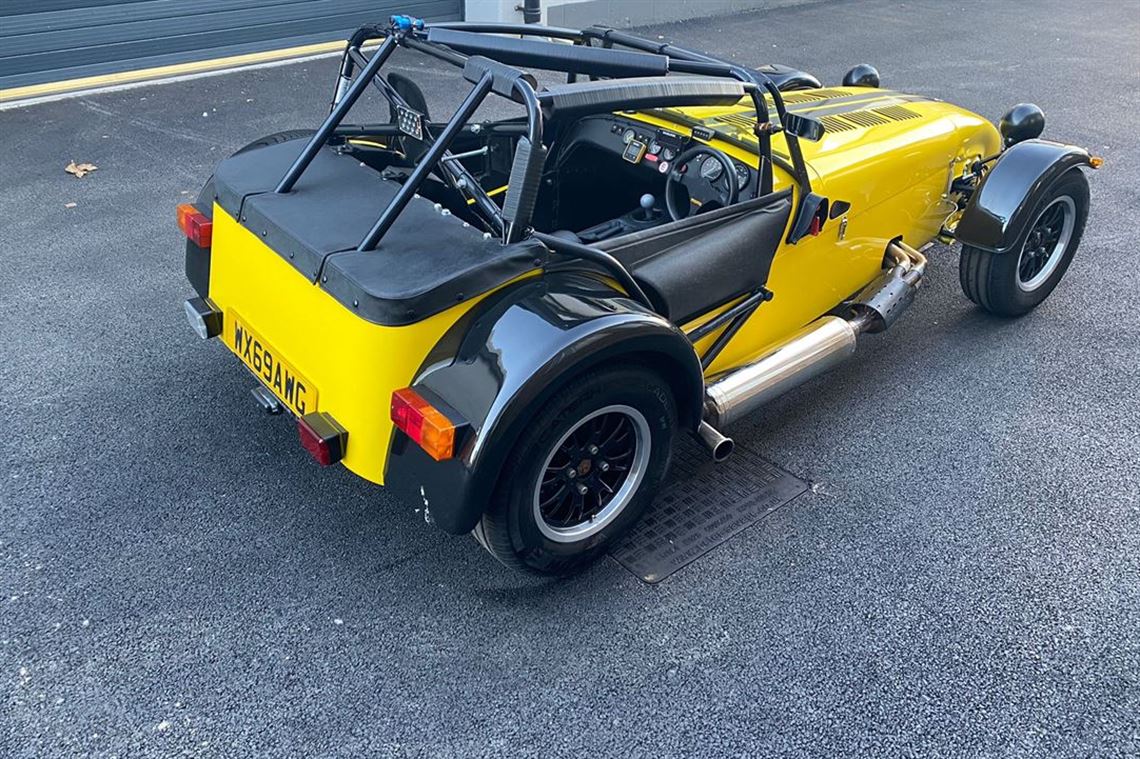 2020-caterham-academy-16-125bhp