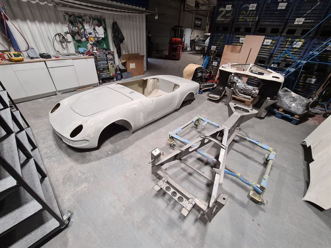 lotus-elan-speedster-body-and-chassis