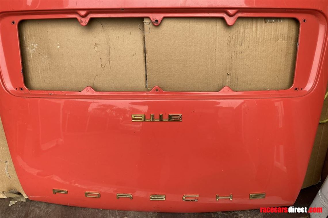 porsche-911-engine-cover