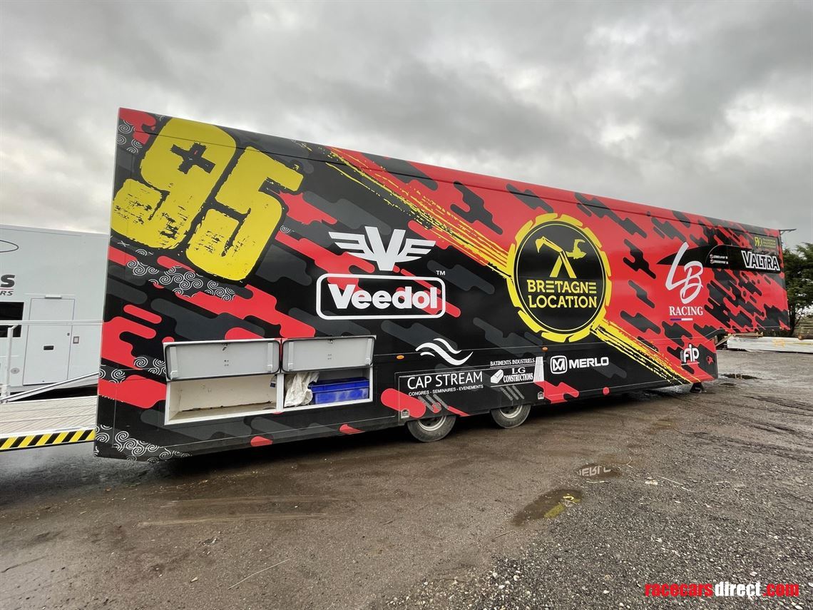 4-formula-car-transporter