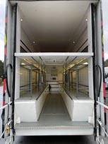 4-formula-car-transporter