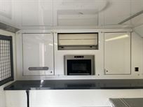 4-formula-car-transporter