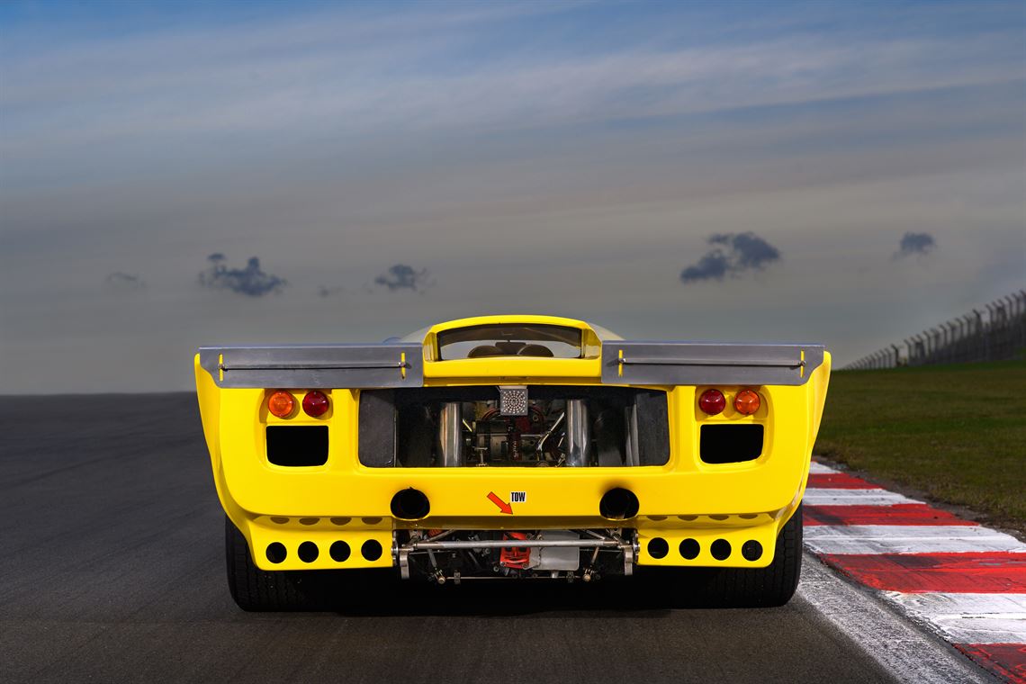 new-listing-lola-t70-mk-iii-b