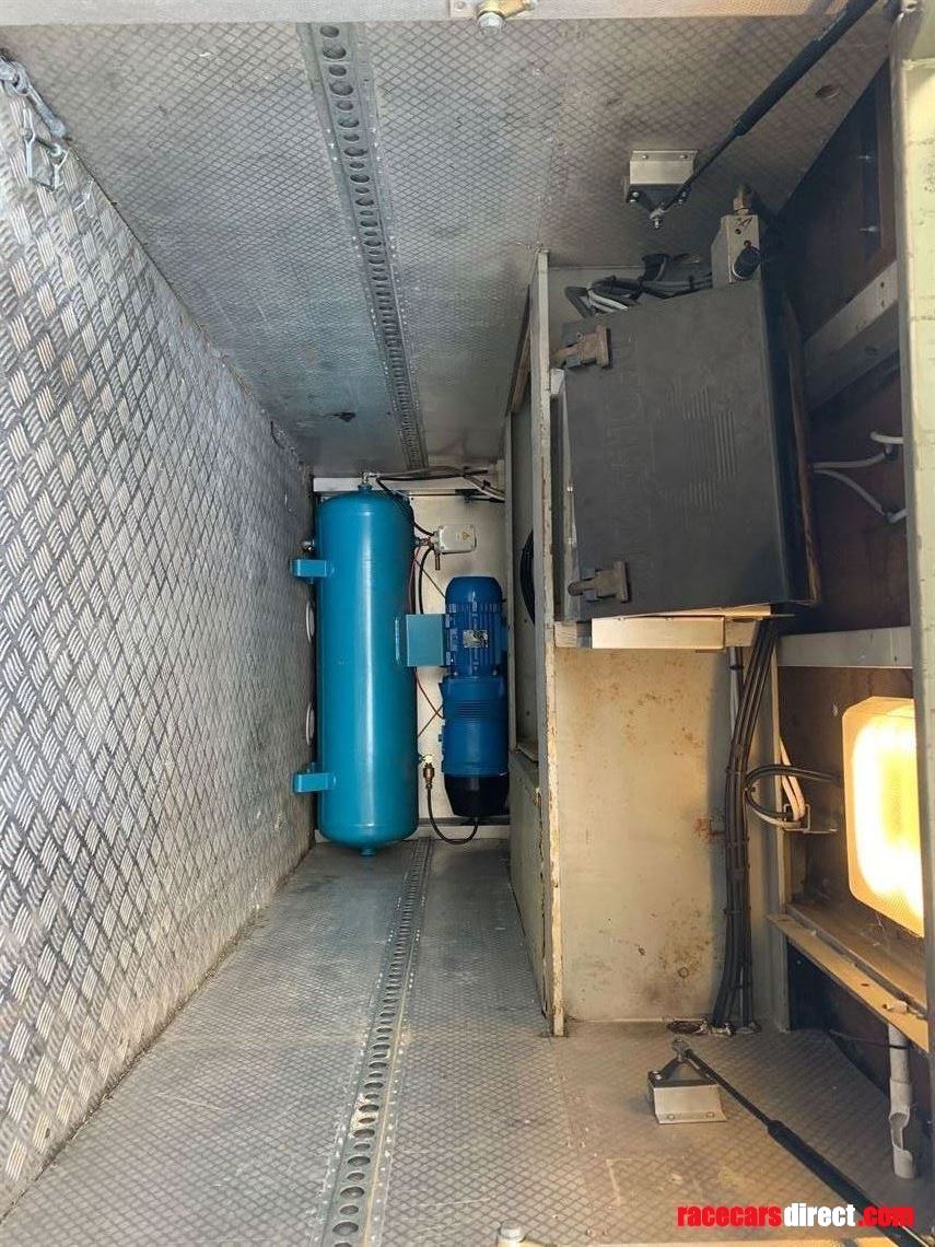 conestoga-race-transporter-ex-minardi-f1-team