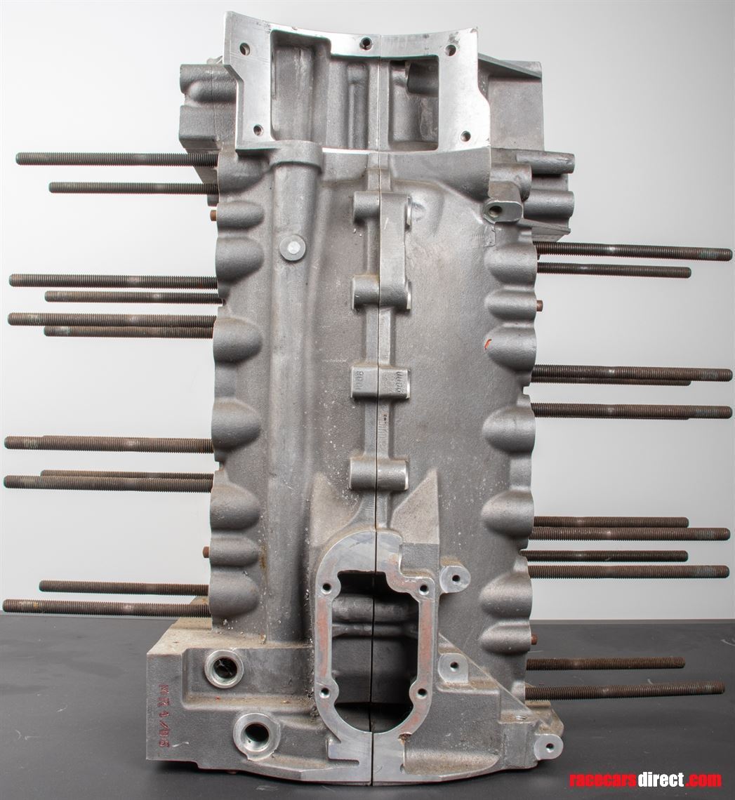 porsche-911-gt1-engine-case