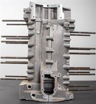 porsche-911-gt1-engine-case