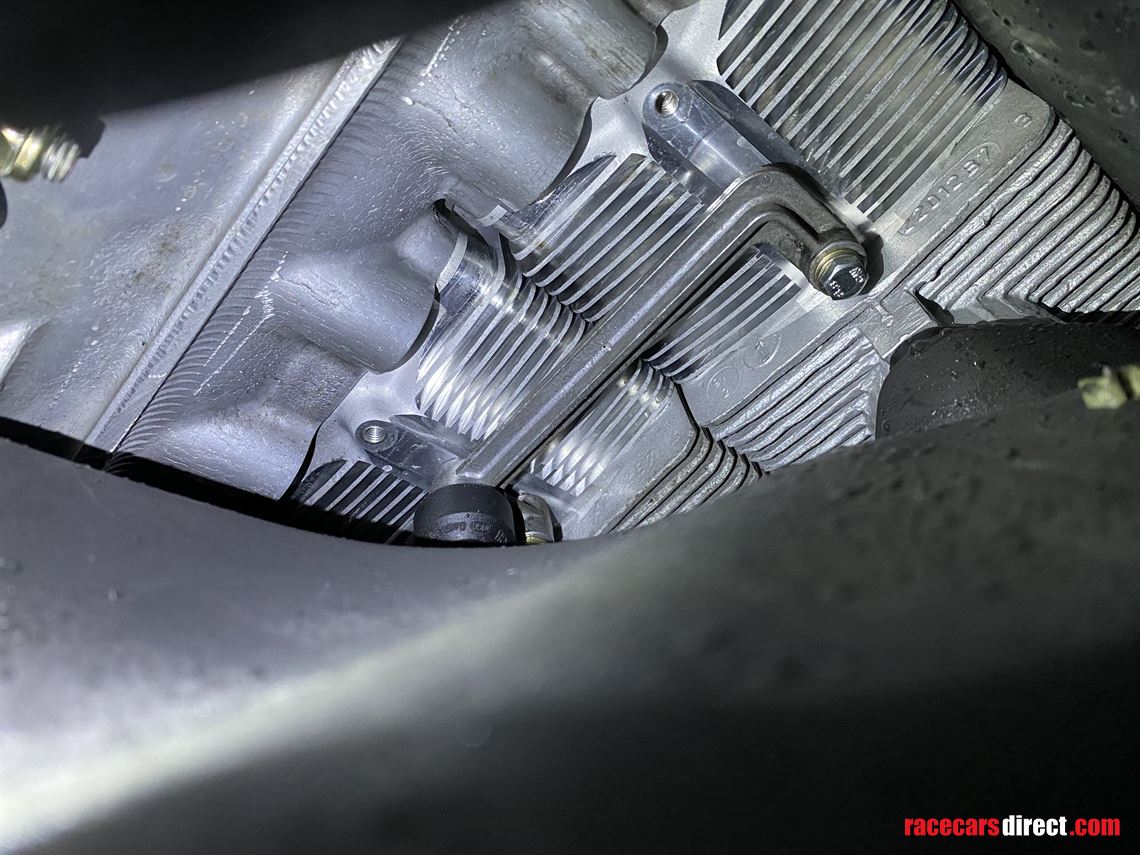 porsche-964-38-engine