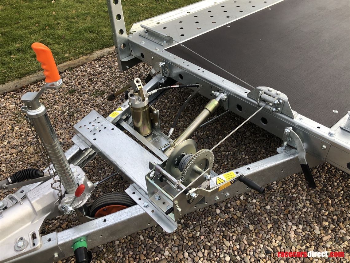 car-trailer-2600kg-gross-16-x-66-tilt-bed-tyr