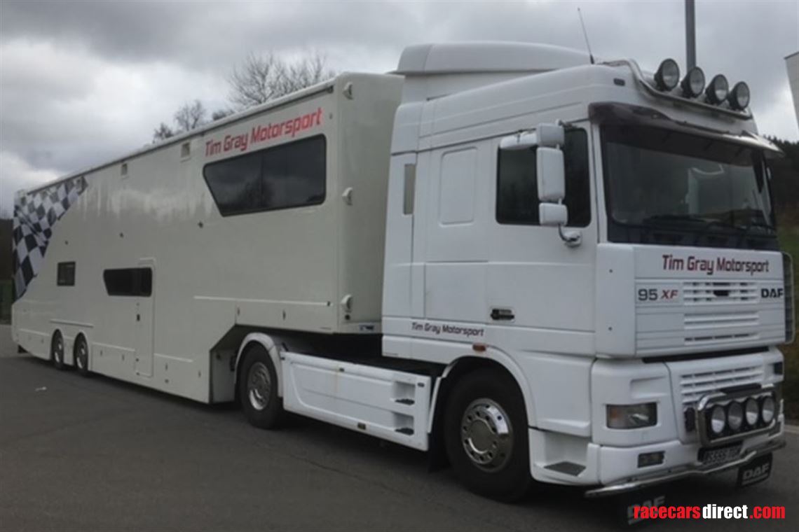 3-car-race-transporter