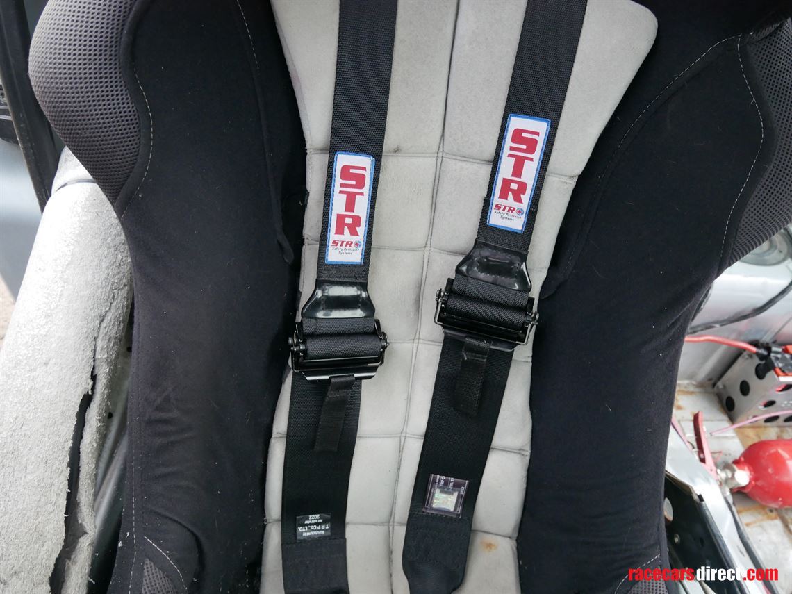 bmw-compact-race-car