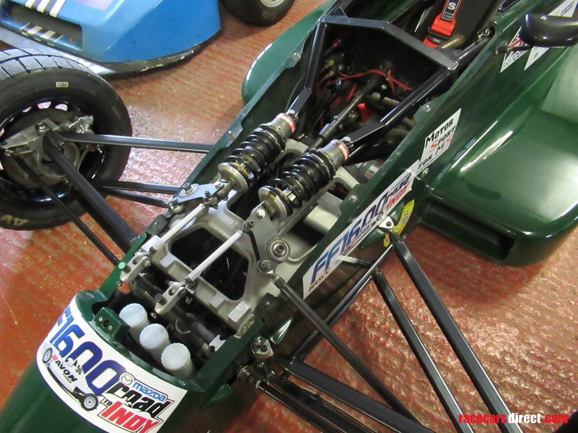 ray-gr09-formulaford-kent