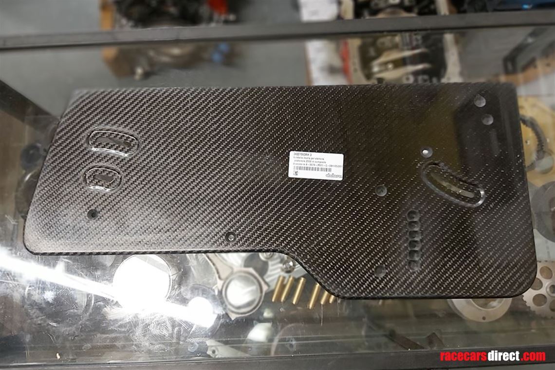 dallara-f302-rh-rear-wing-end-plate