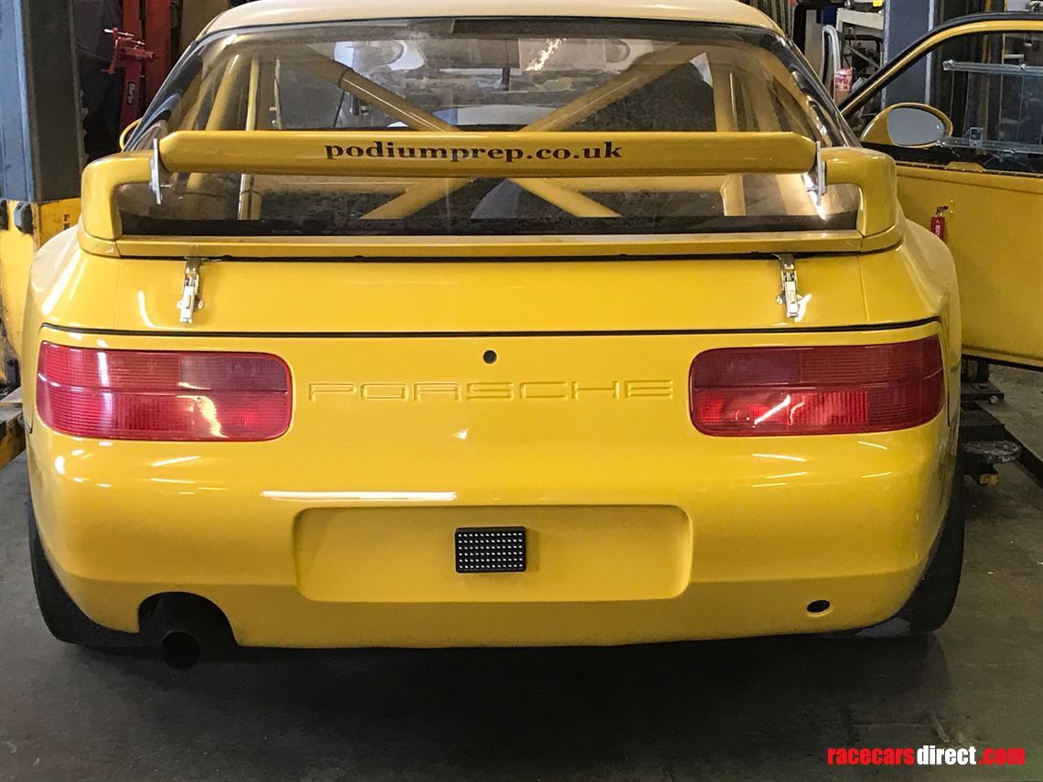 porsche-968-turbo-rs-body-moulds