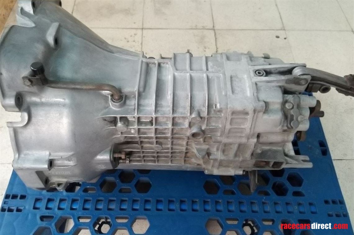 bmw-m5-e34-s38-38-engine-motor-gearbox