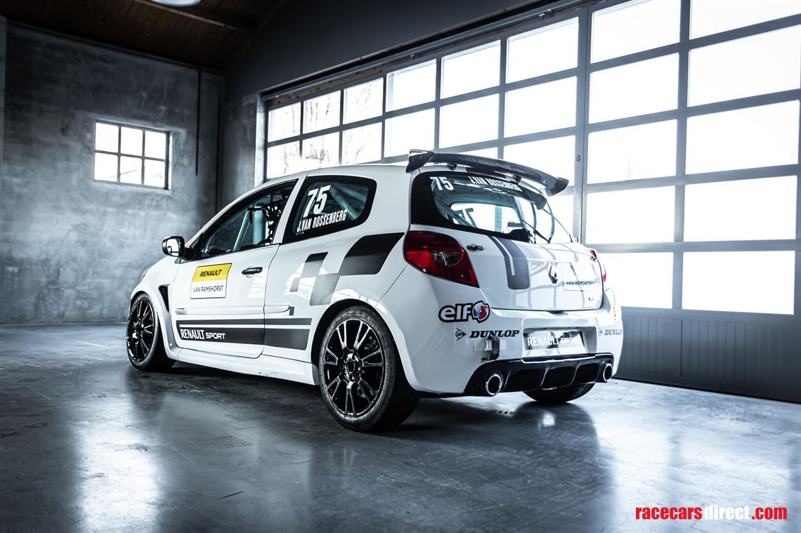 clio-3-x85-cup-car-2012