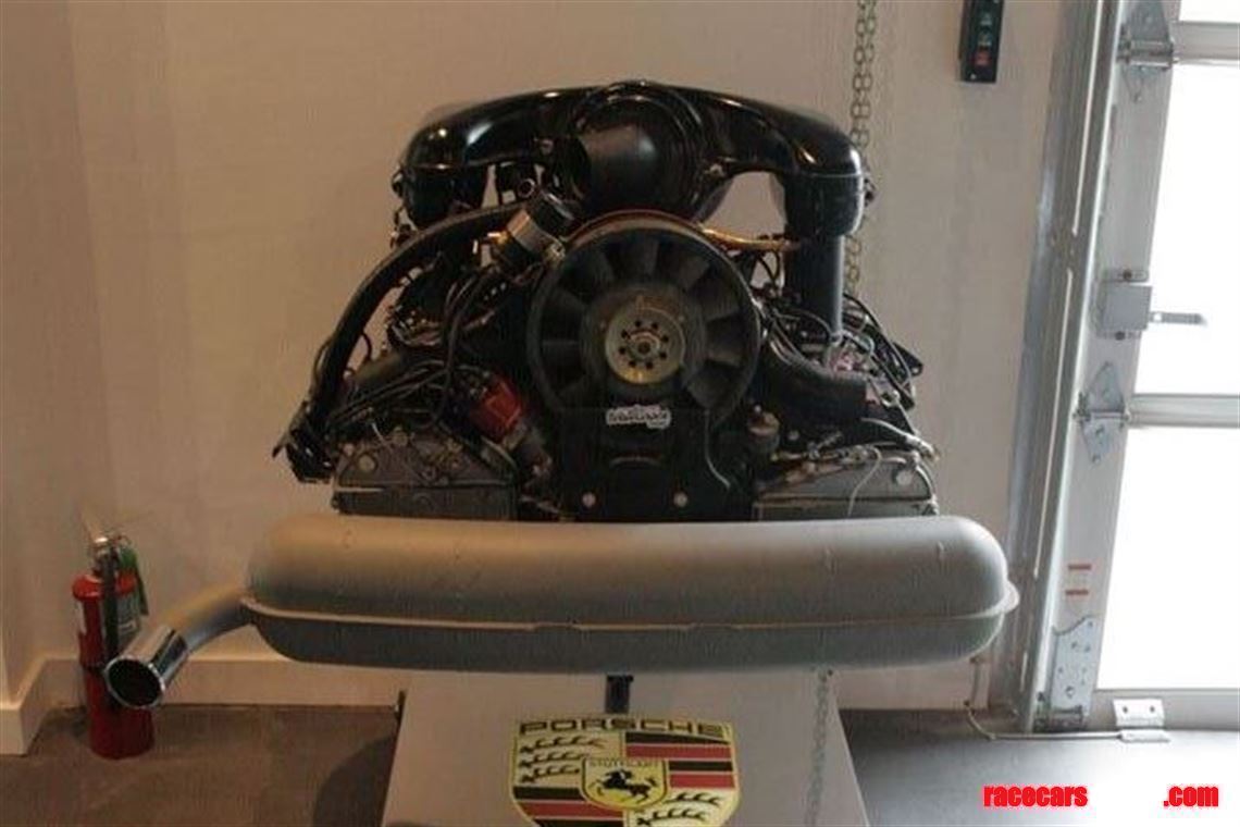 porsche-911-27-carrera-rs-engine